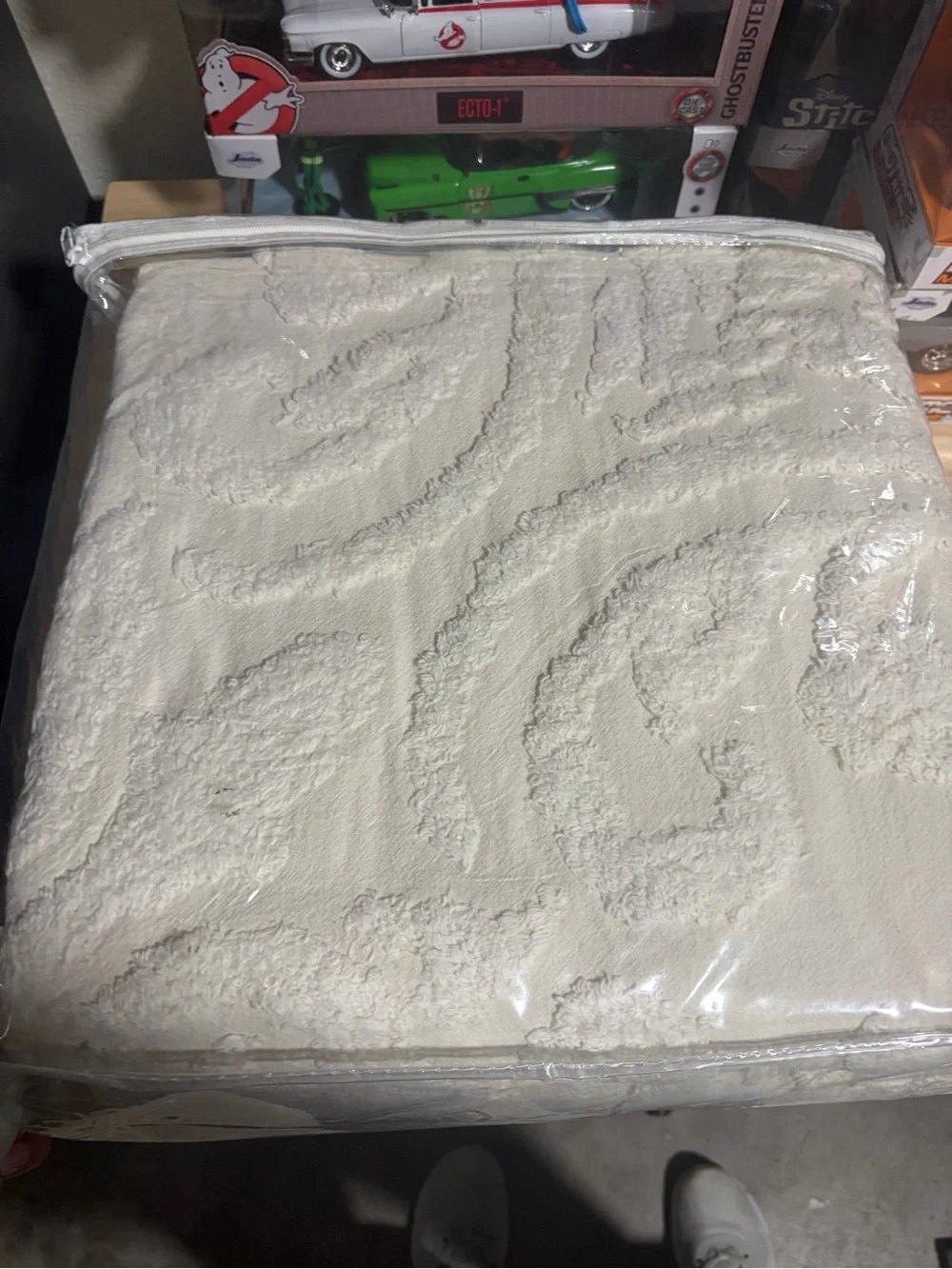 Luxury Chenille Comforter - Cream